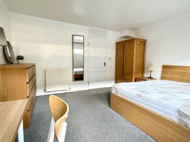 Flat for rent in Calthorpe Fields, West Midlands
