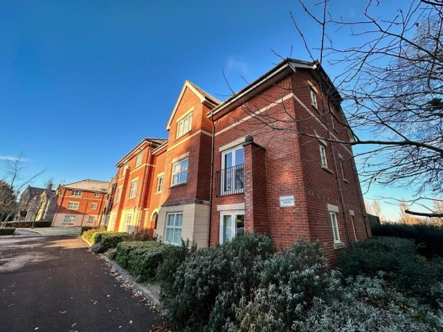 Flat for rent in Priest Down, Hampshire