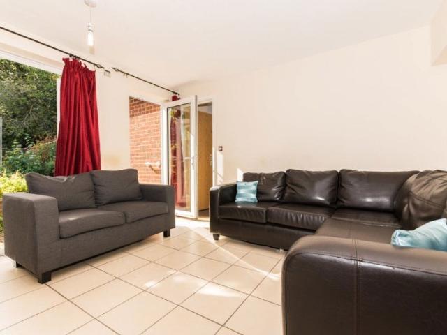 Flat for rent in Canterbury, Harbledown