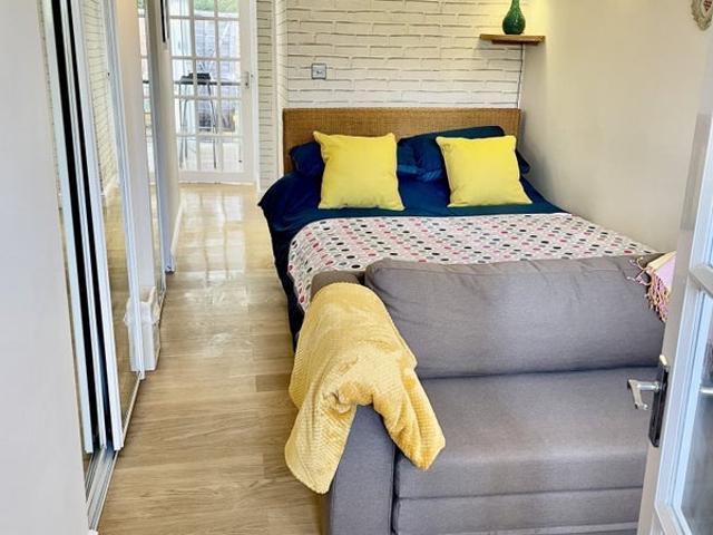 Flat for rent in Tiddington, Alderminster