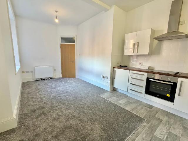 Flat for rent in St Ann's, Haddon