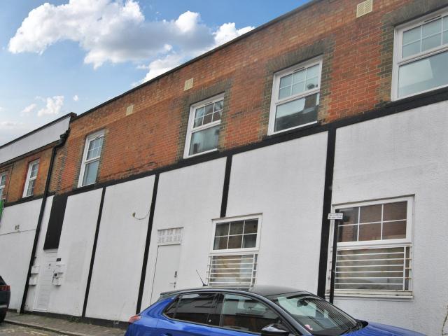 Flat for rent in Aldershot, Rushmoor