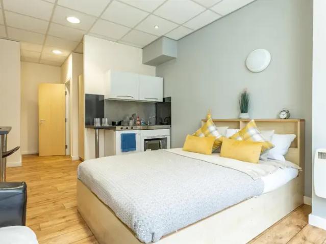 Flat for rent in Park Village, West Midlands