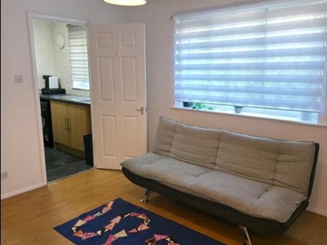 Flat for rent in Purfleet-on-Thames, Essex