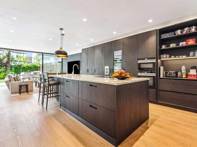 House for rent in East Sheen, Greater London
