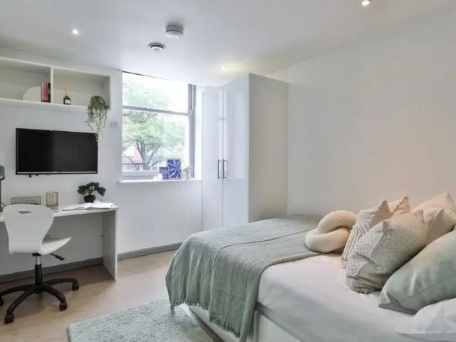 Room for rent in Watergate, Devon