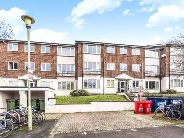 Flat for rent in Temple Cowley, Oxford