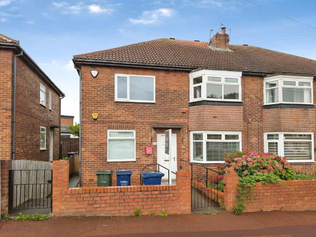 Flat for rent in Blakelaw, Tyne And Wear