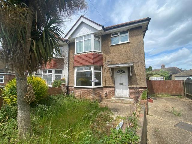 Flat for rent in Hayes, Hayes