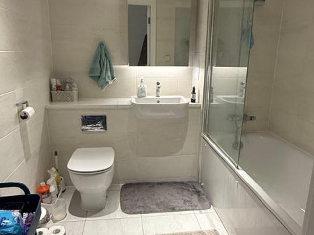 Flat for rent in Canning Town, Greater London