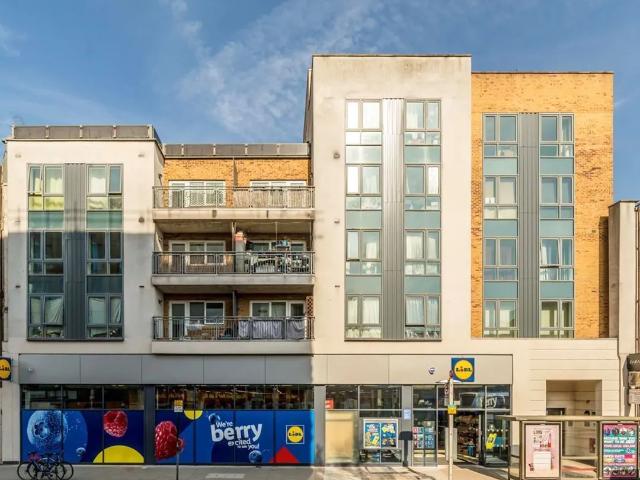 Apartment for rent in West Ealing, Greater London