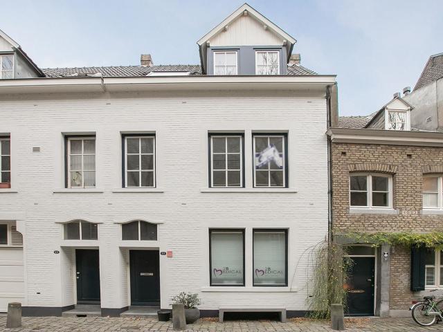 Appartement te huur in Jekerkwartier, Limburg