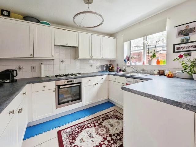 Flat for rent in Pontprennau, Falcon Lodge