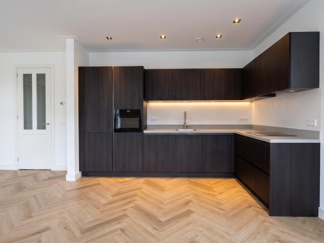 Appartement te huur in Zuid, Amsterdam