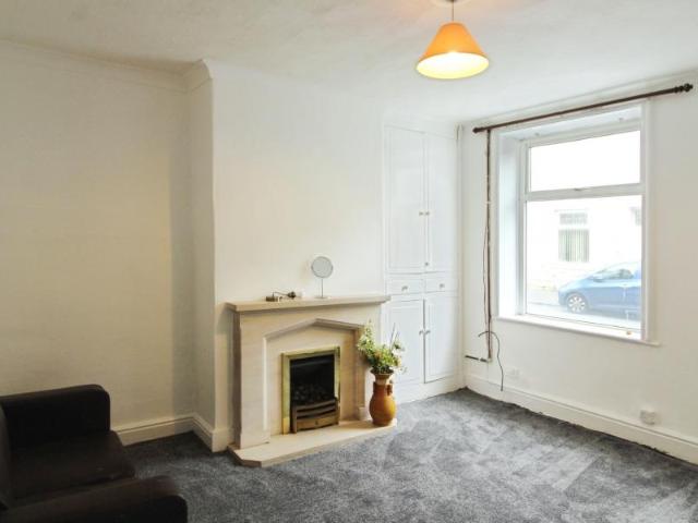 Flat for rent in Nelson, Higherford