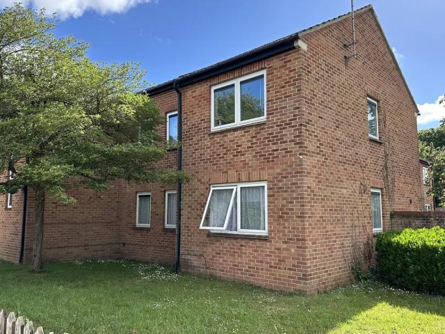 Flat for rent in Bishop's Hull, Somerset