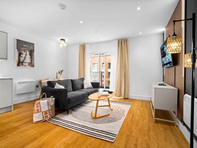 Flat for rent in Hockley Port, West Midlands