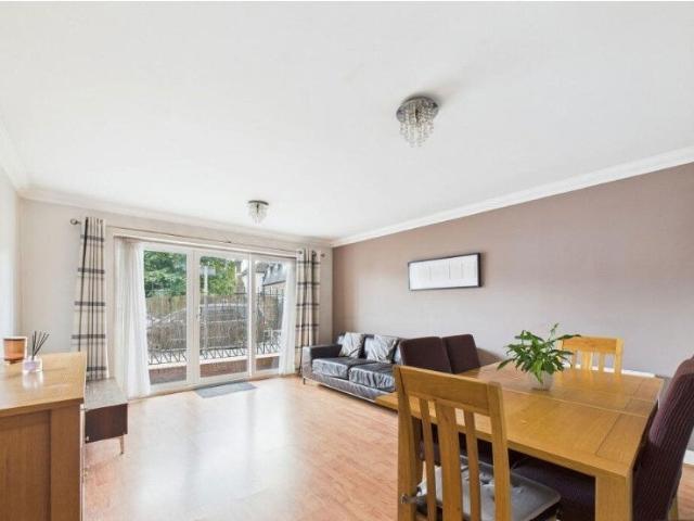 Flat for rent in The Cedars Estate, Three Rivers