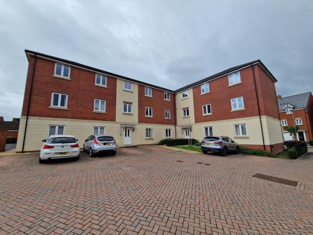 Flat for rent in North Petherton, Somerset