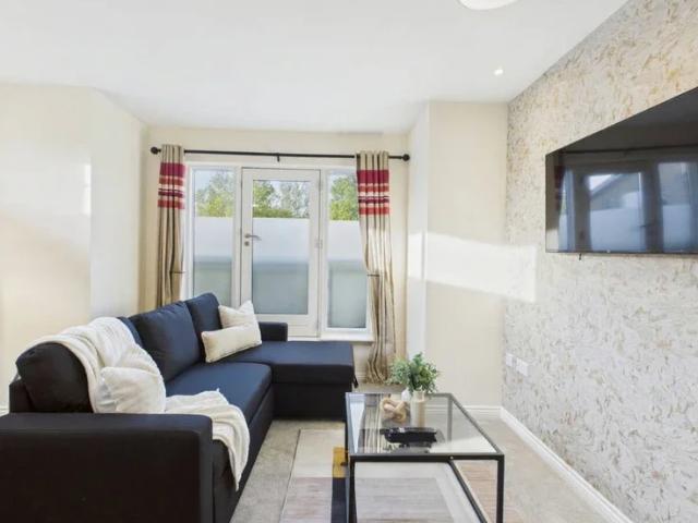 Flat for rent in Benhall, Golden Valley