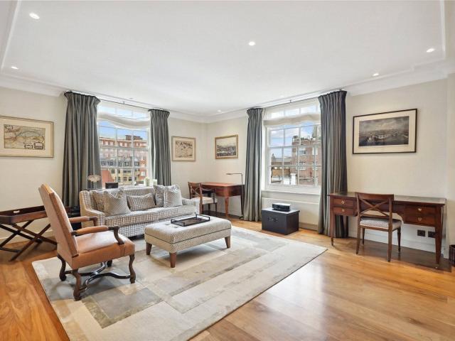 Flat for rent in Mayfair, Mayfair
