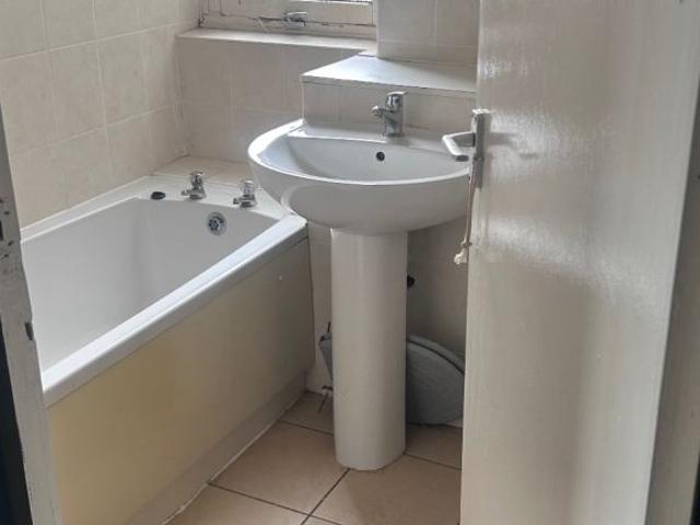 Flat for rent in Carbrain, Cumbernauld