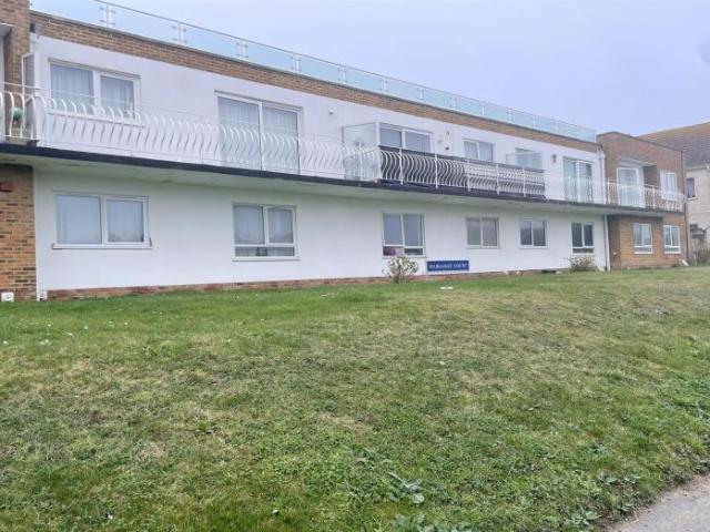 Flat for rent in Peacehaven, Iford