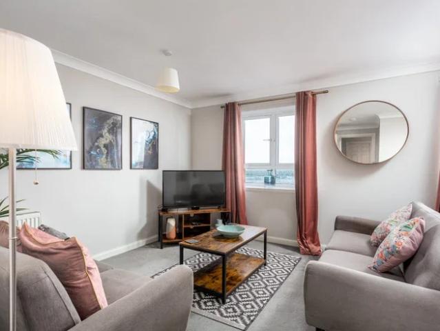 Flat for rent in Fort, Scotland