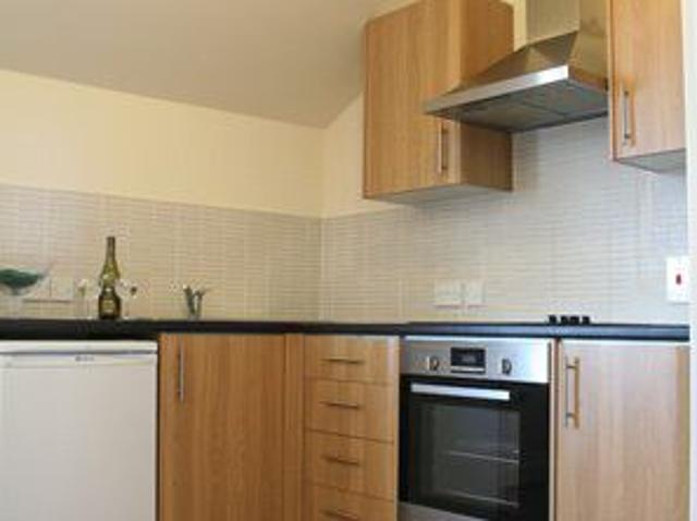 Flat for rent in Frizinghall, West Yorkshire