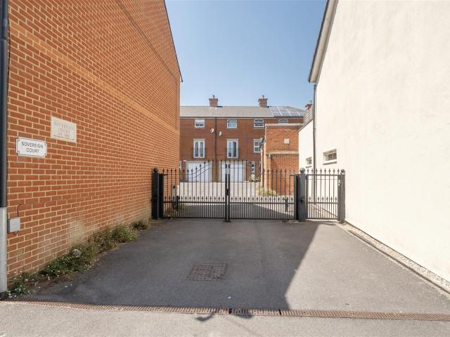 Flat for rent in Salisbury, Wiltshire