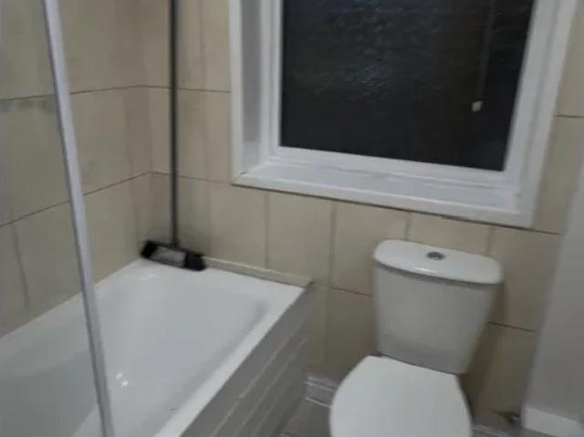 Flat for rent in London Borough of Lewisham, Greater London