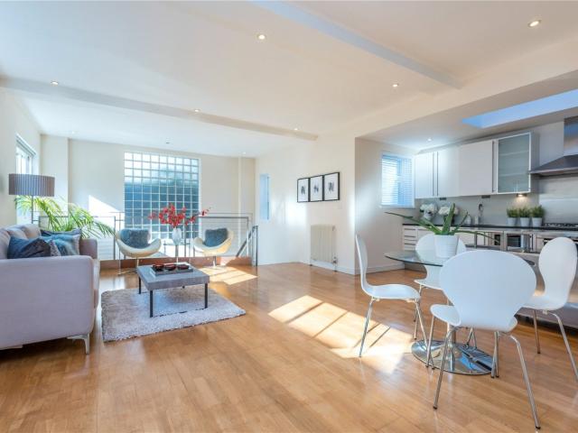 Flat for rent in Dalston, Hoxton