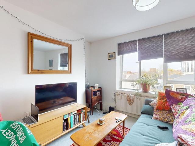Flat for rent in Dalston, Hoxton