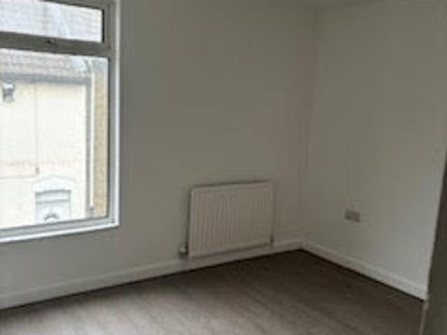 Flat for rent in Chatham