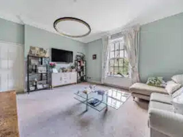 Flat for rent in Bickley, Greater London