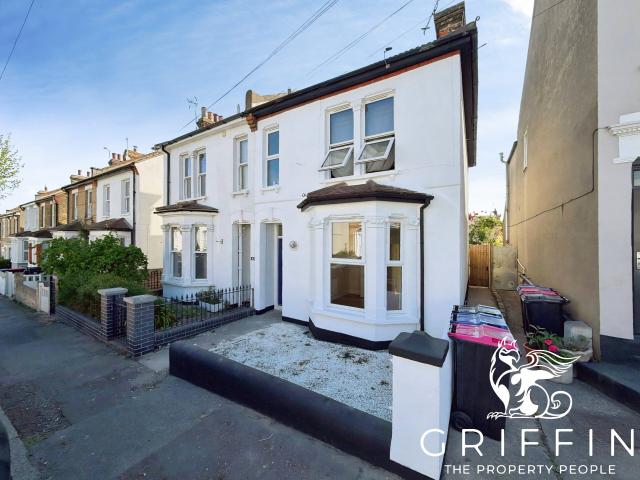 Flat for rent in Alton Barnes, Essex