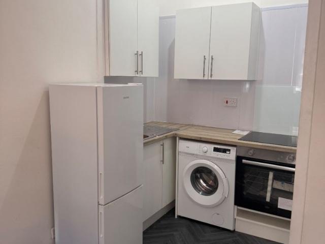 Flat for rent in Laurieston, Gorbals