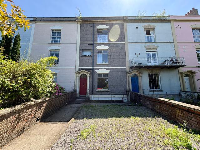 Apartment for rent in Spike Island, Feckenham
