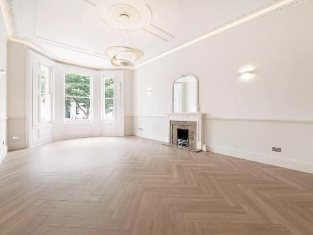 Flat for rent in South Kensington, South Kensington