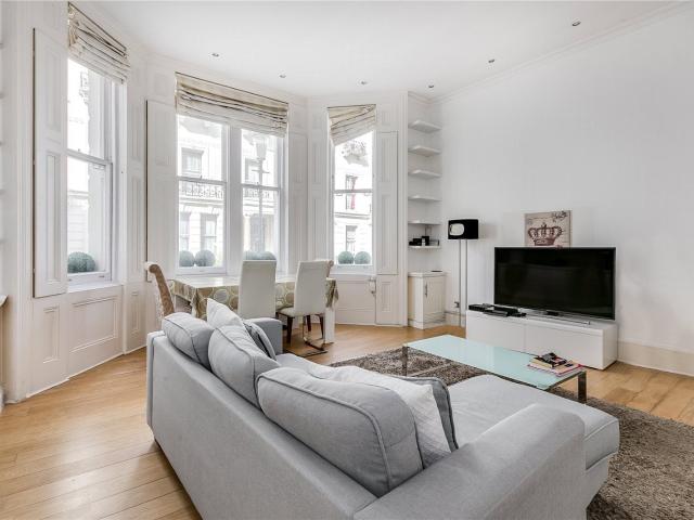 Flat for rent in South Kensington, South Kensington