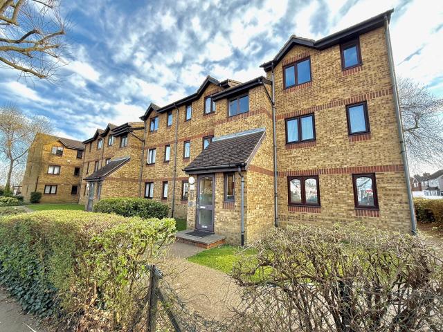 Flat for rent in North Watford