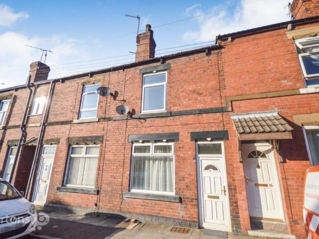 Flat for rent in Rawmarsh, Parkgate