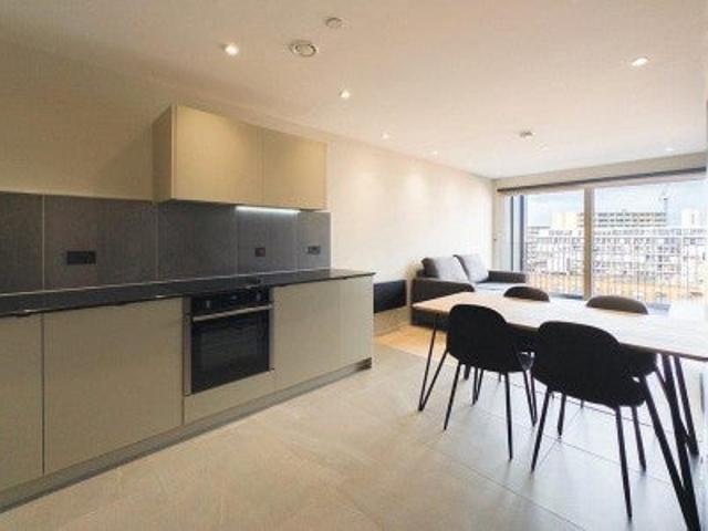Flat for rent in Hulme, Manchester