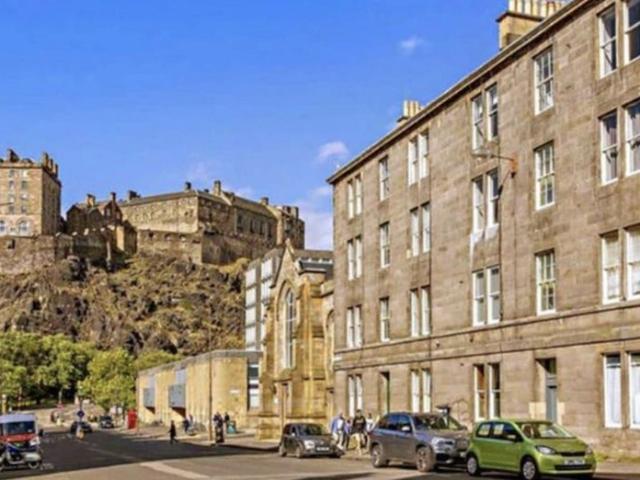 Flat for rent in Lauriston, Scotland