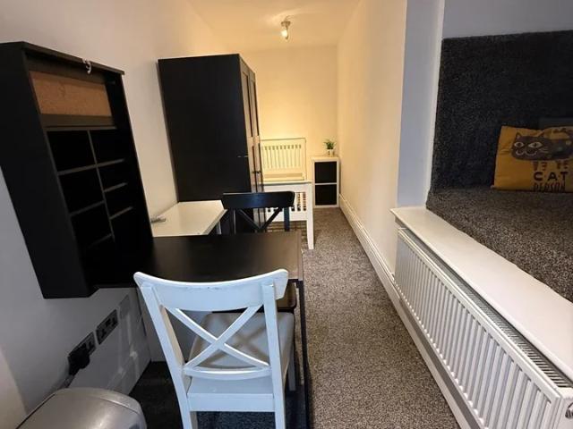 Flat for rent in California, Dunstable