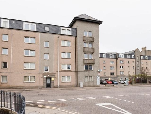 Flat for rent in Ballindoch, Scotland