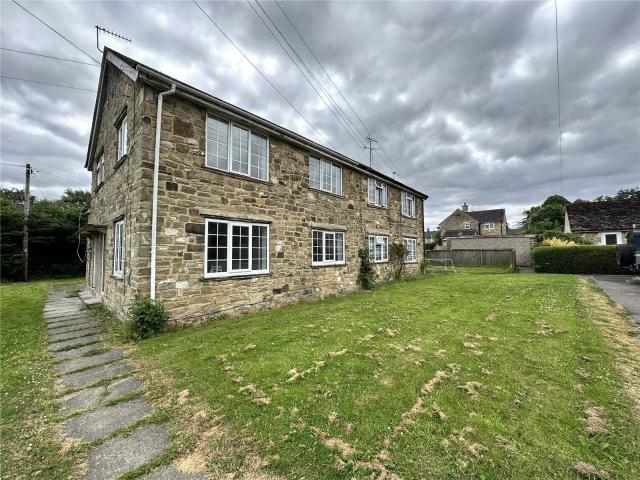 Flat for rent in Harewood, West Yorkshire
