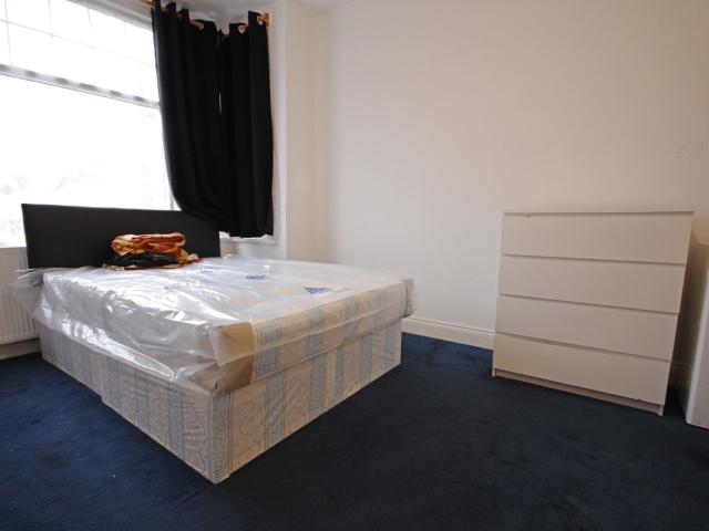 Flat for rent in London Borough of Hounslow, Osterley