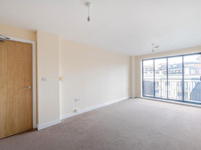 Flat for rent in Roding Riverside, Greater London