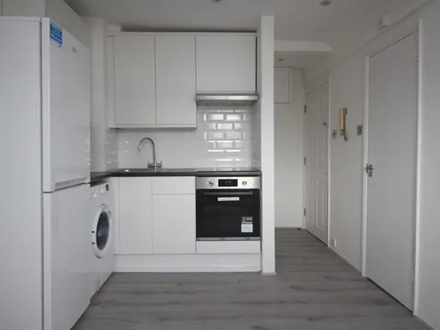 Flat for rent in Paddington, Greater London
